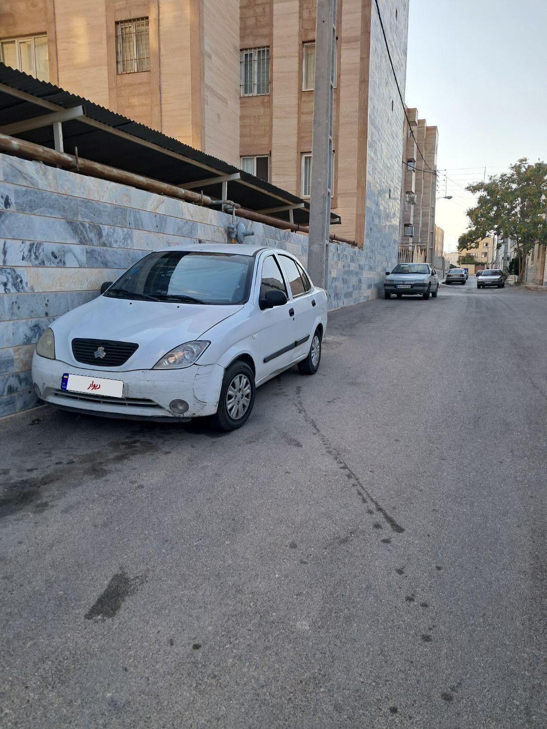 تیبا صندوق دار SX - 1393