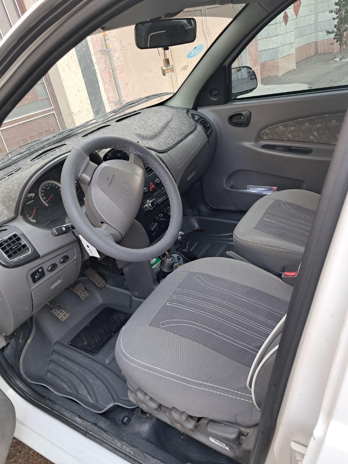 تیبا صندوق دار SX - 1393