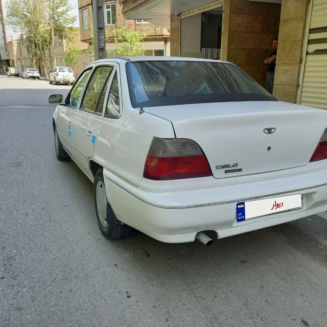 دوو سیلو سدان - 1379