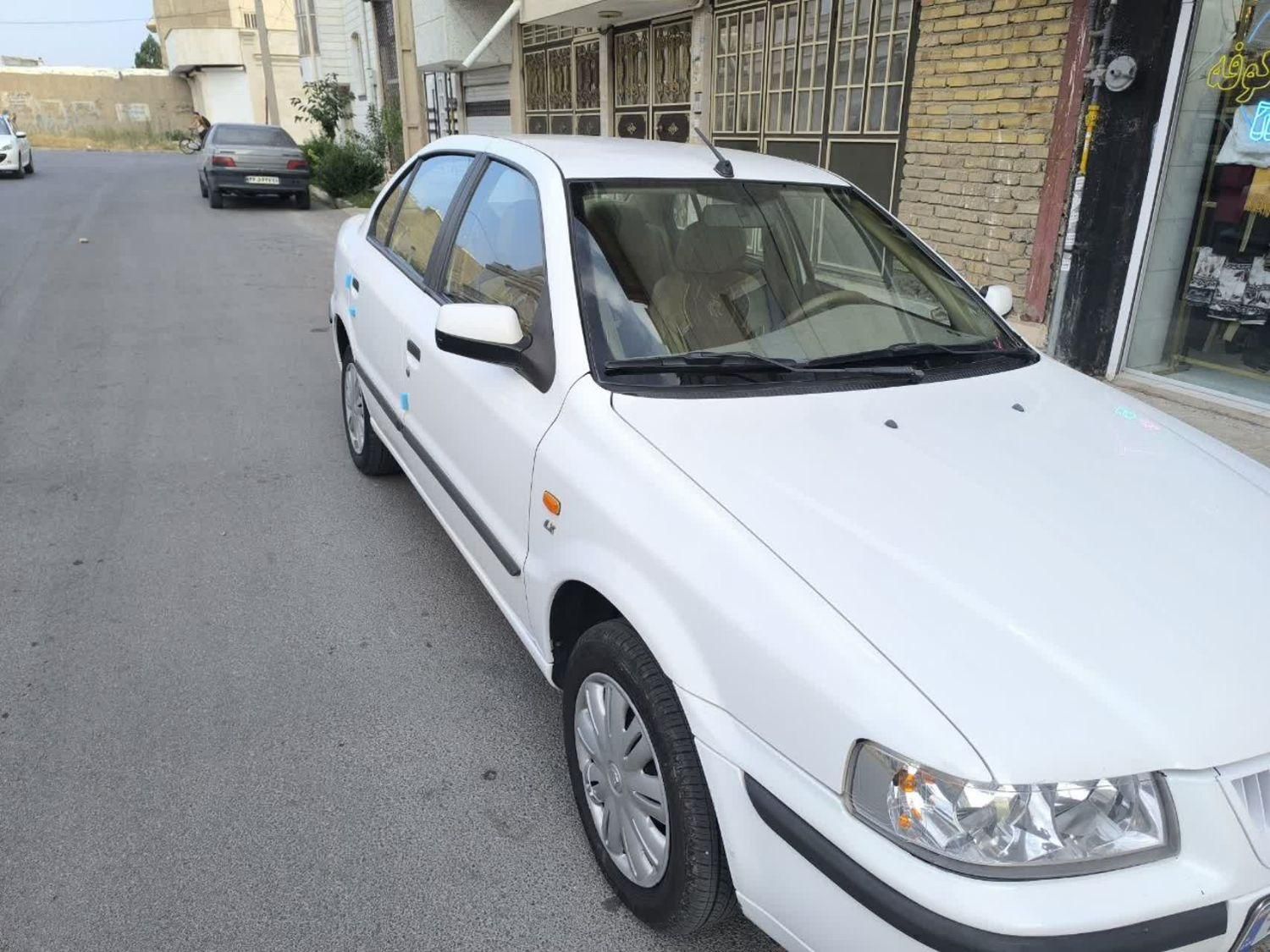 سمند LX XU7 - 1398