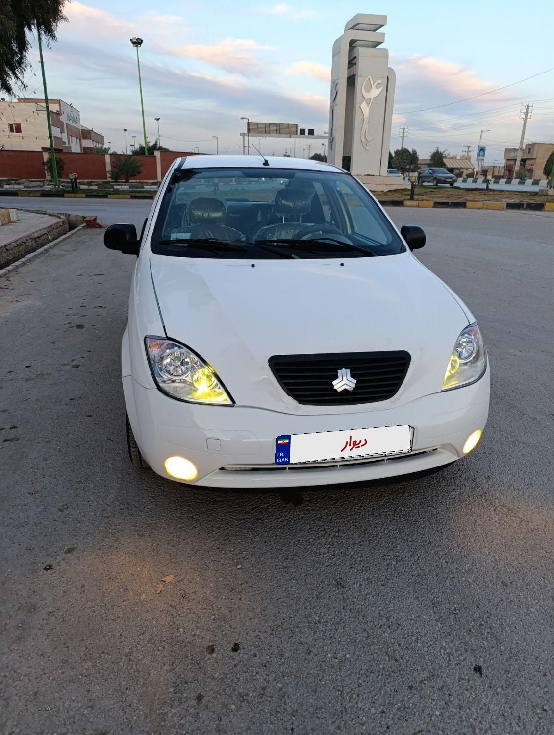 تیبا صندوق دار SX - 1398