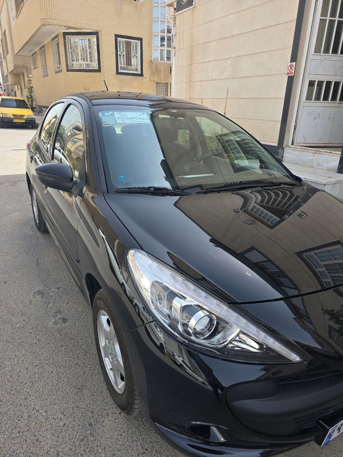 پژو 207 اتوماتیک TU5P - 1403