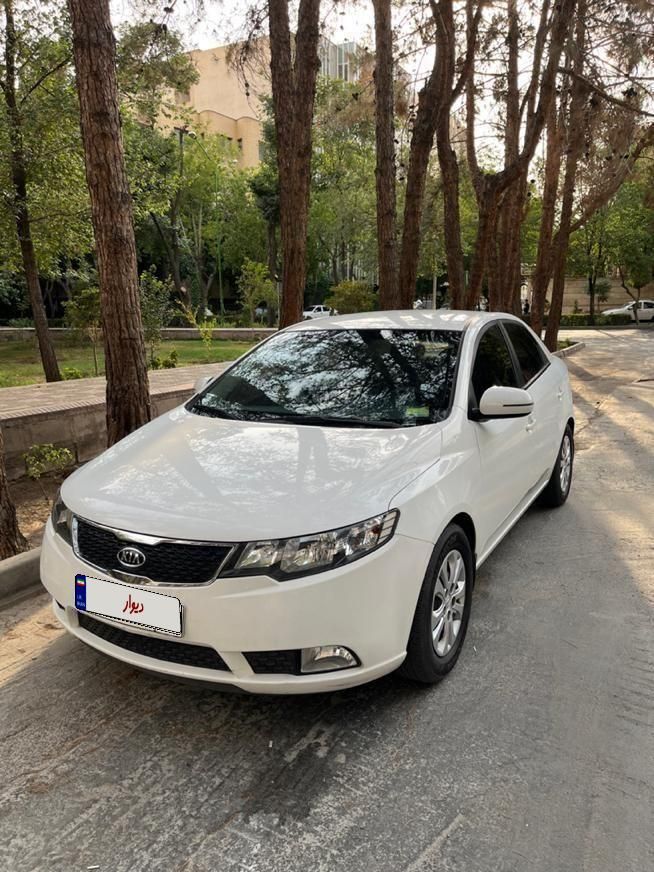 خودرو کیا، سراتو مونتاژ آگهی ann_19437782
