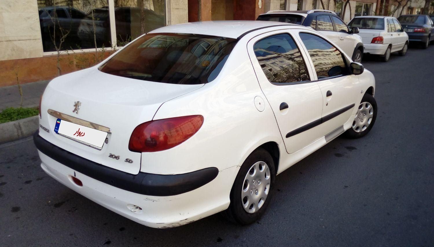 پژو ۲۰۶ صندوق دار v8 - 1393