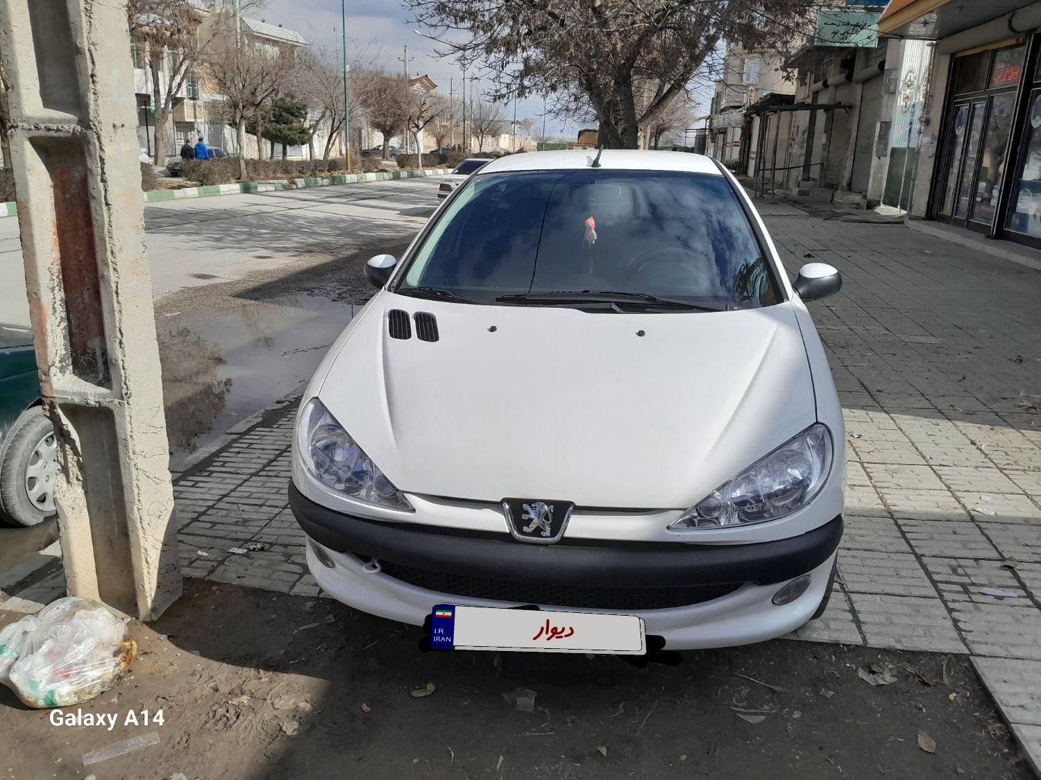 پژو ۲۰۶ صندوق دار v8 - 1395