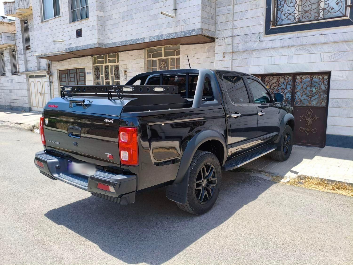 خودرو کی ام سی، T8 آگهی ann_19438706