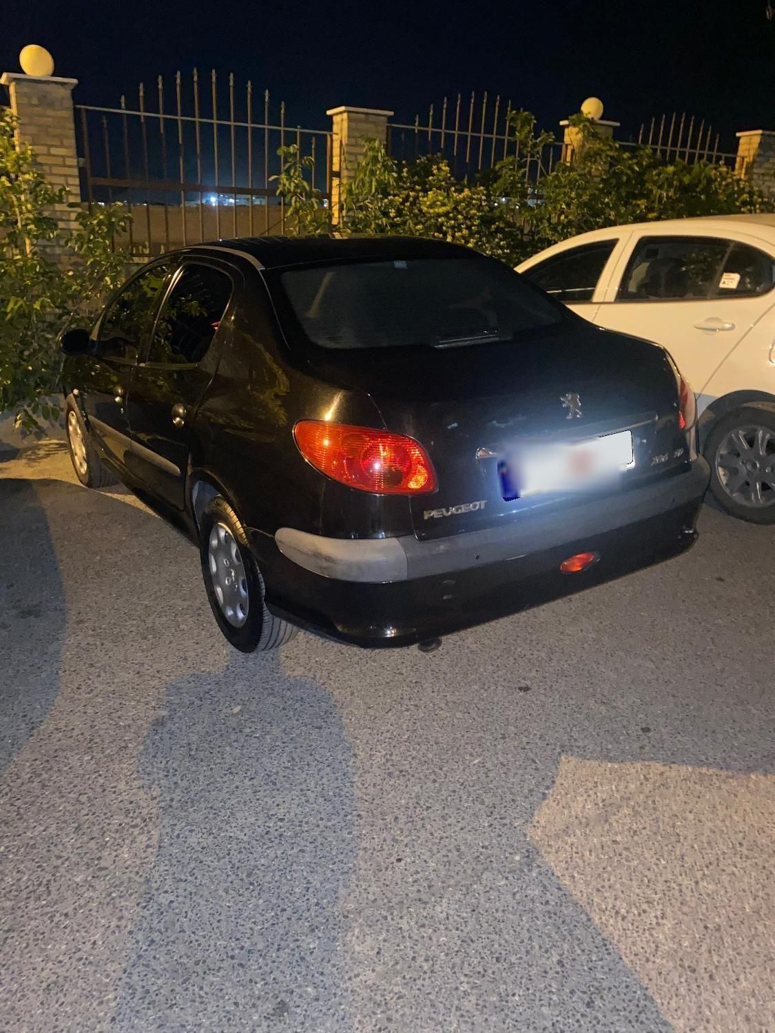پژو ۲۰۶ صندوق دار v8 - 1393