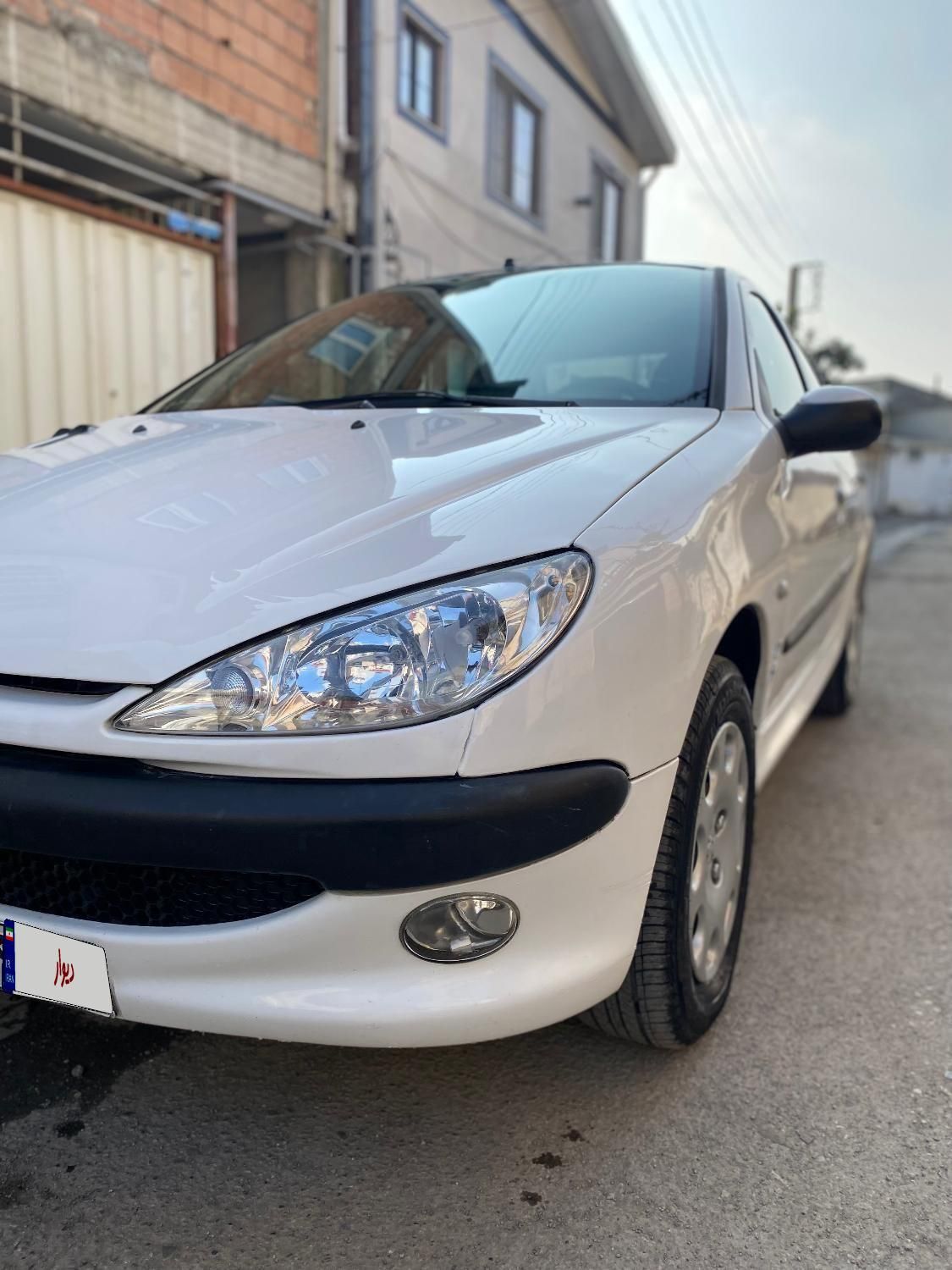 پژو ۲۰۶ صندوق دار v8 - 1394