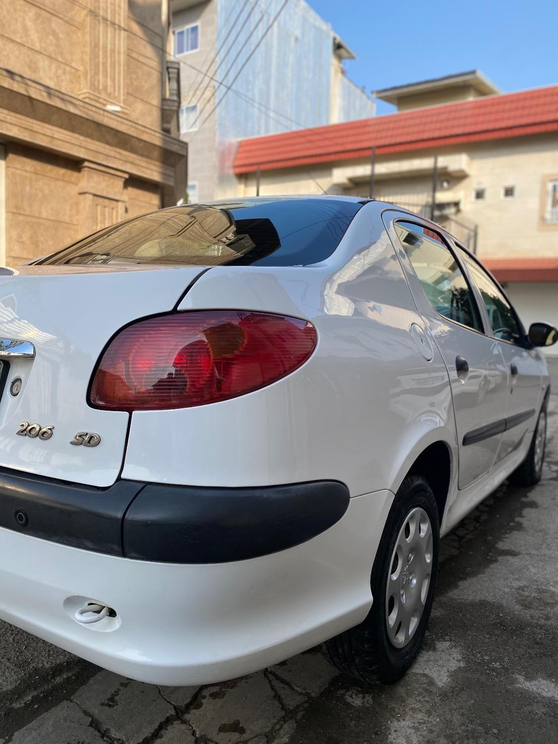 پژو ۲۰۶ صندوق دار v8 - 1394