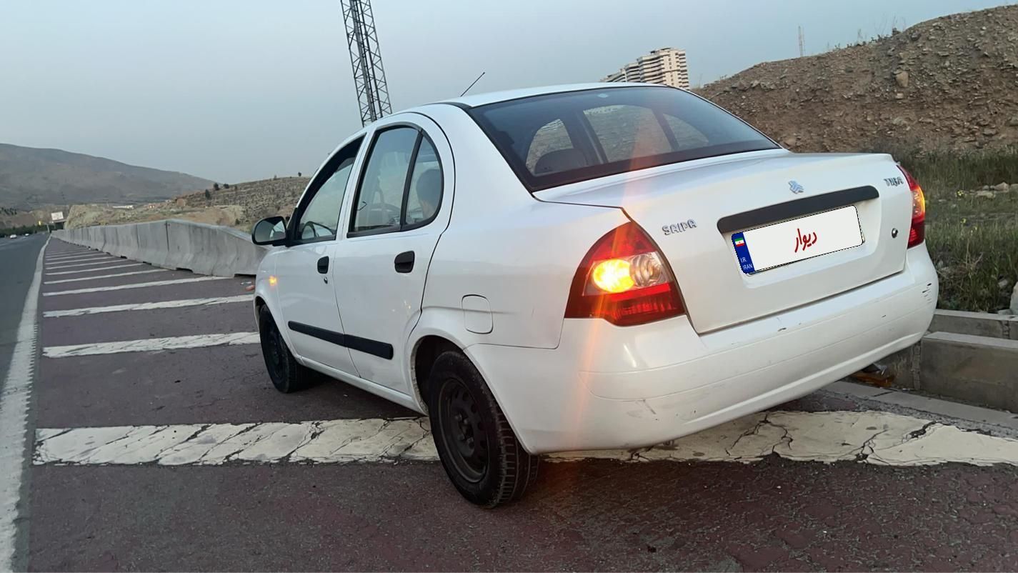 تیبا صندوق دار SX - 1394