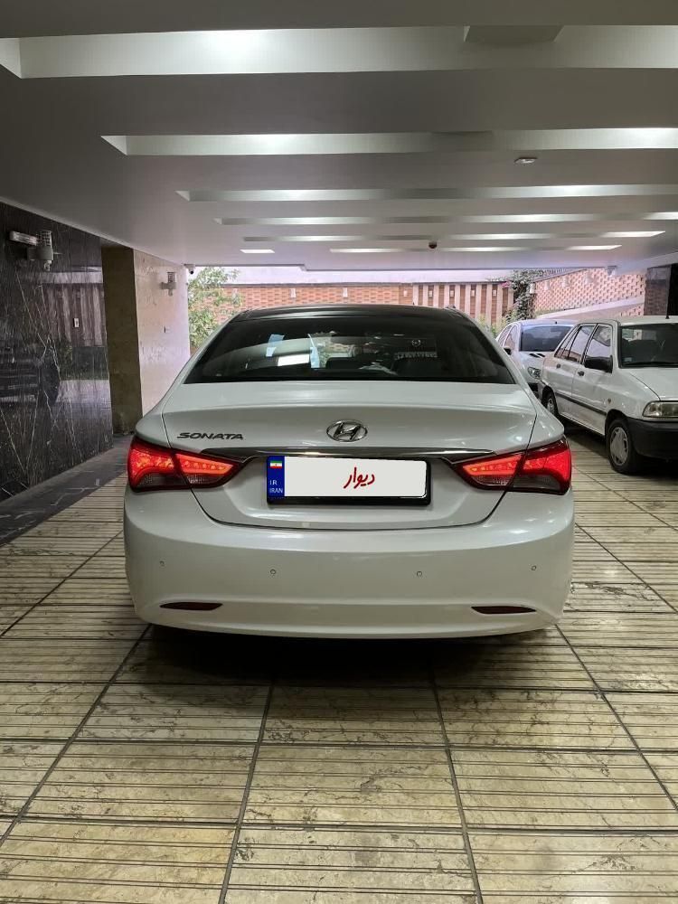 هیوندای سوناتا فول YF - 2014