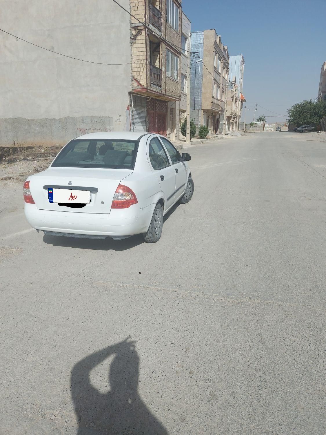 تیبا صندوق دار SX - 1401