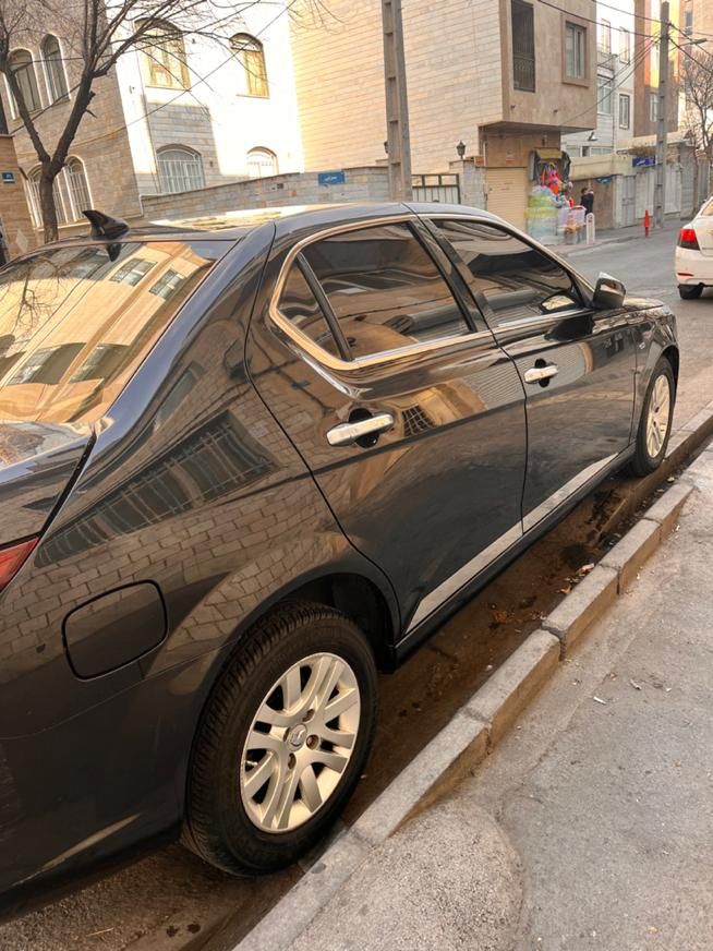 دنا پلاس تیپ ۲ سانروف ۴ ایربگ - 1397