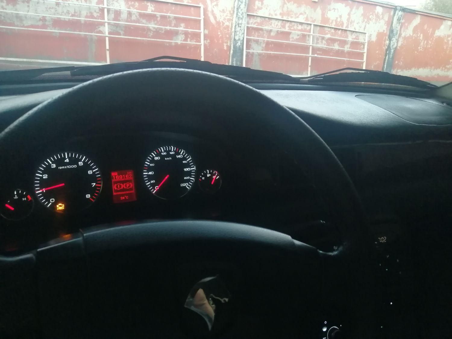 سمند LX XU7 - 1398