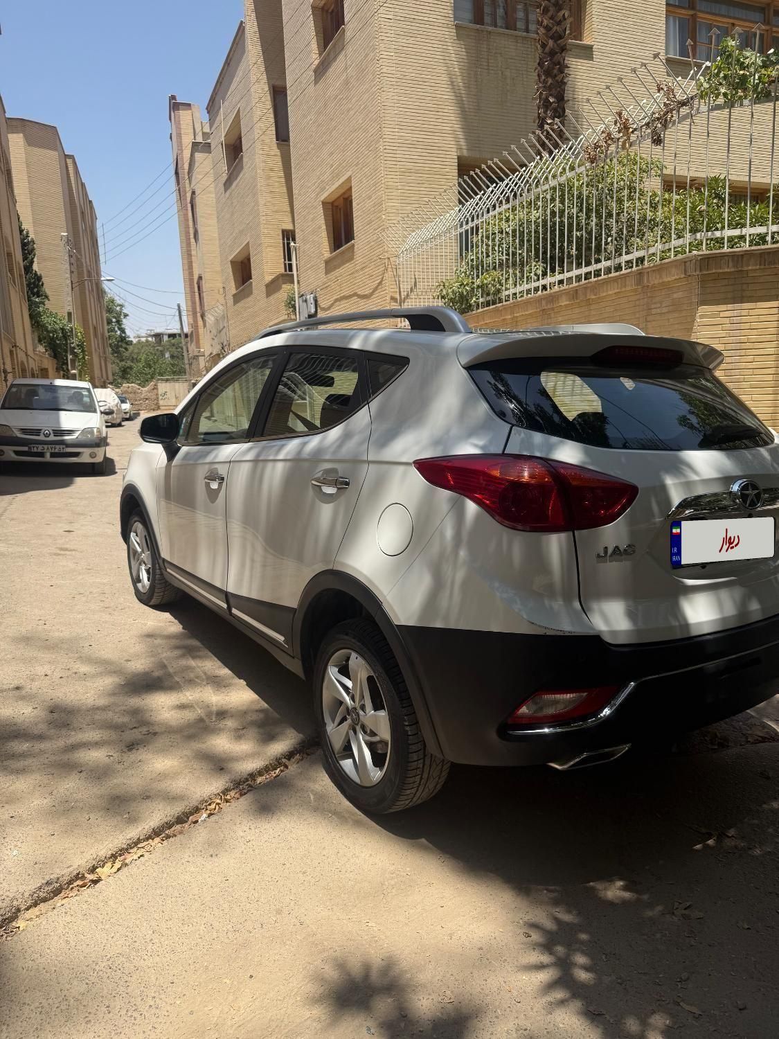 جک S3 اتوماتیک - 1400