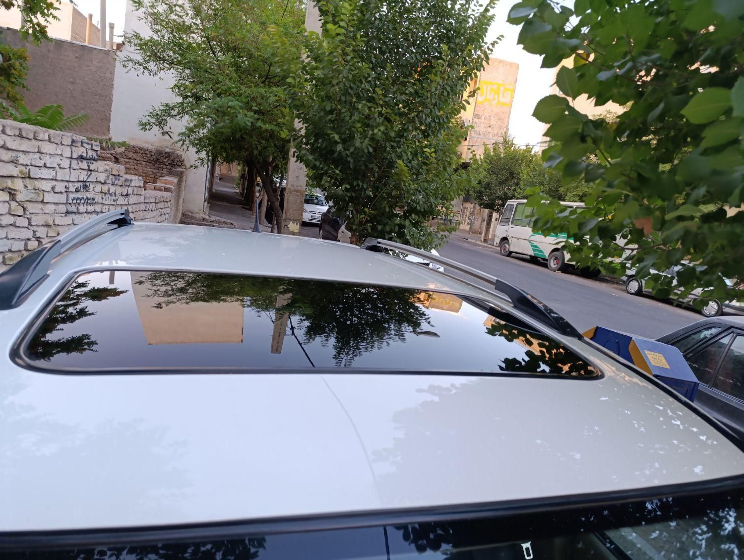 ام وی ام X33 دنده‌ای ساده - 1390