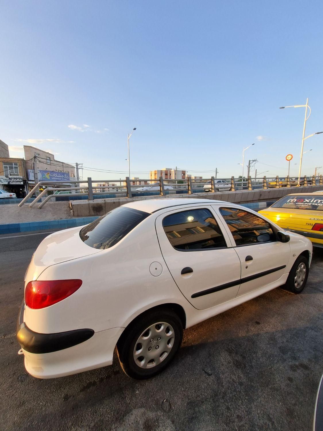 پژو ۲۰۶ صندوق دار v8 - 1396