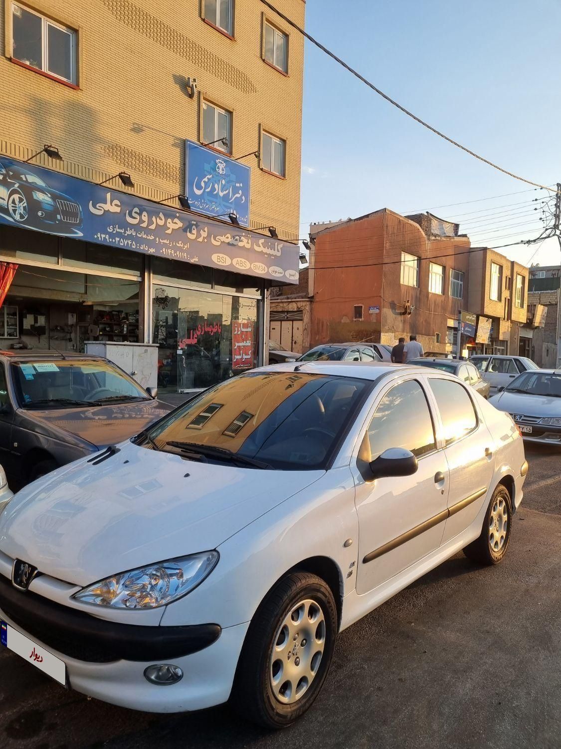 پژو ۲۰۶ صندوق دار v8 - 1396
