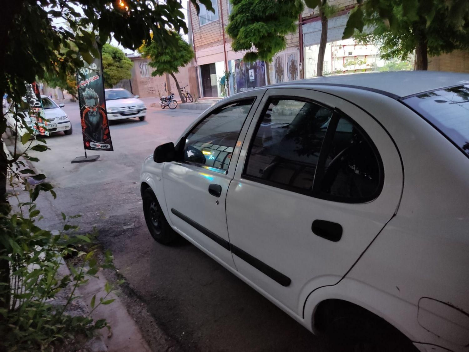 تیبا صندوق دار SX - 1392