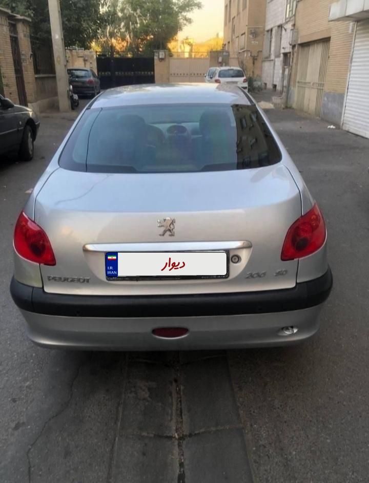 پژو ۲۰۶ صندوق دار v8 - 1393