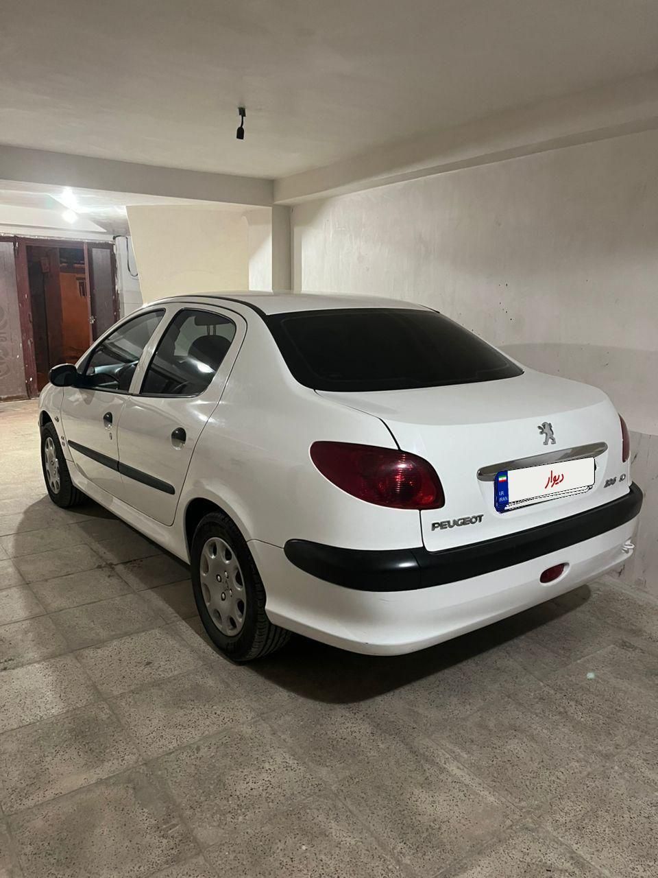 پژو ۲۰۶ صندوق دار v8 - 1399
