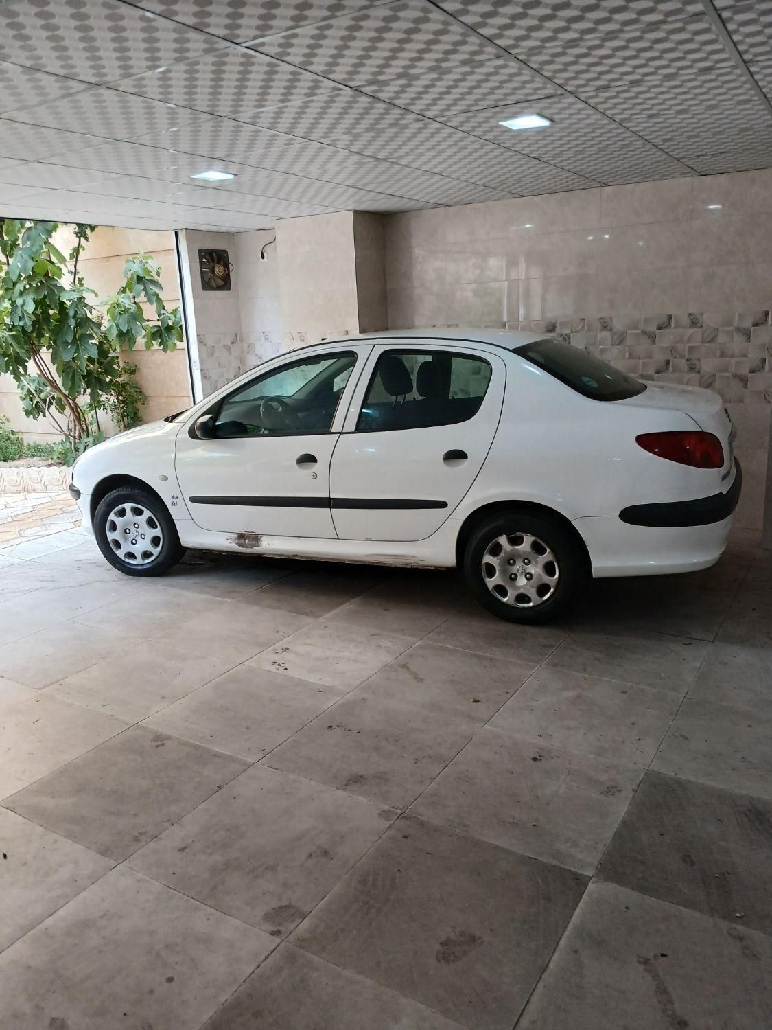 پژو ۲۰۶ صندوق دار v8 - 1397