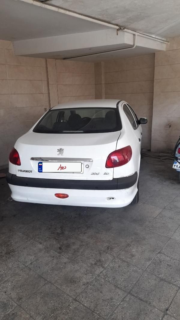 خودرو پژو، ۲۰۶ صندوق دار آگهی ann_19440795