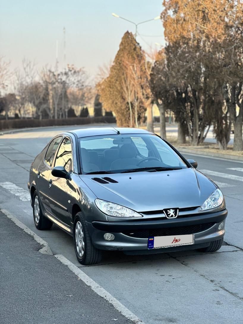 پژو ۲۰۶ صندوق دار v8 - 1393