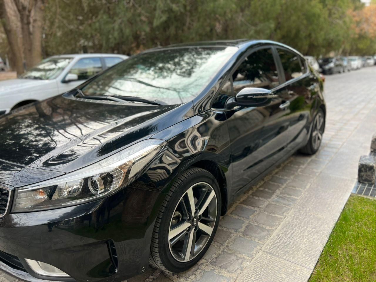 کیا سراتو 2.0 لیتر اتوماتیک GT لاین - 2017
