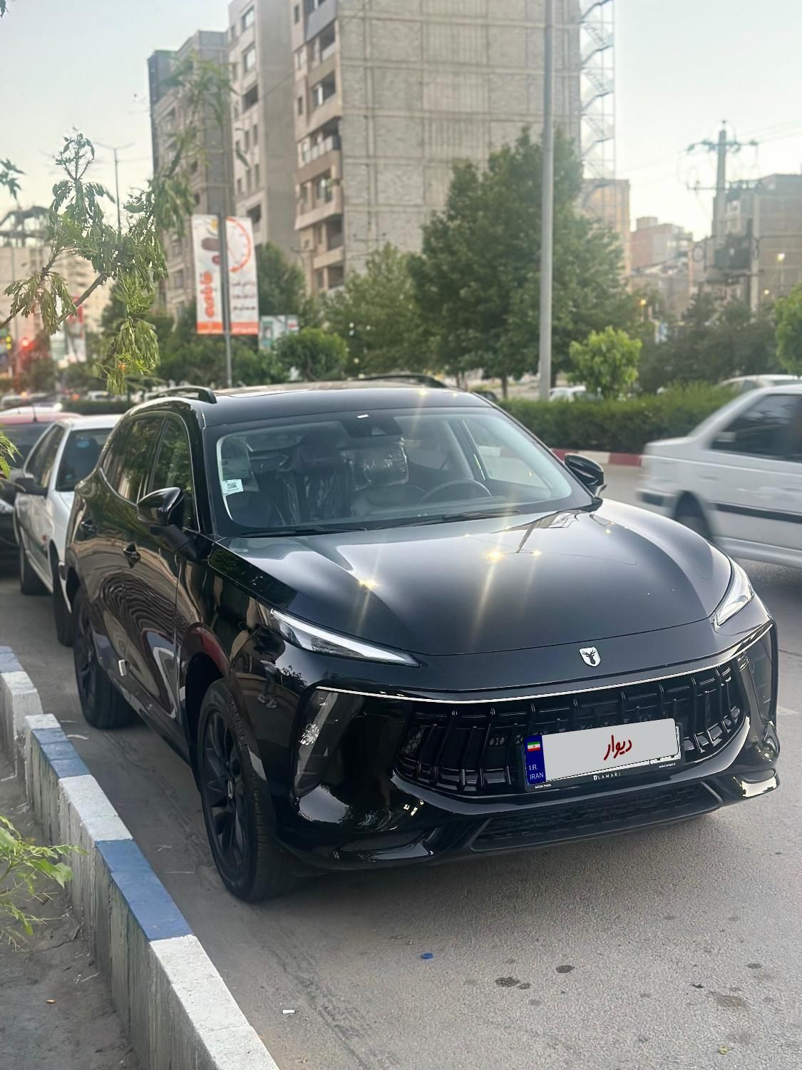 خودرو لاماری، ایما آگهی ann_19441478
