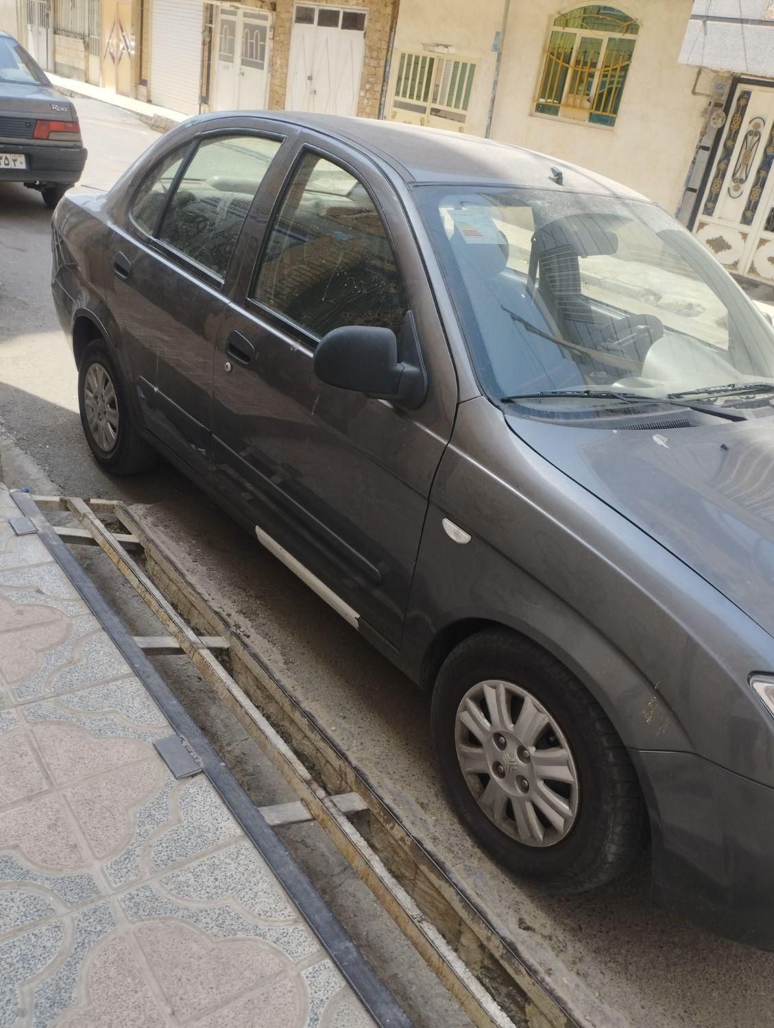تیبا صندوق دار SX - 1391
