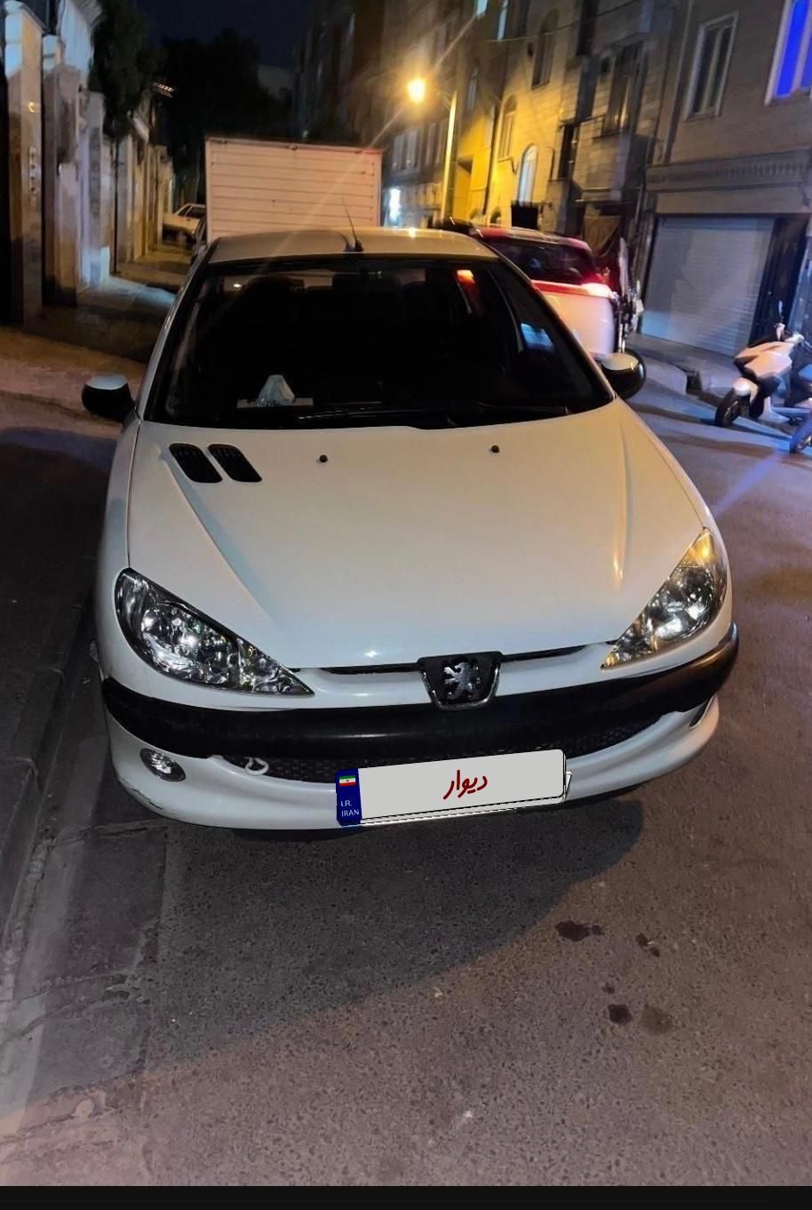 پژو ۲۰۶ صندوق دار v8 - 1390
