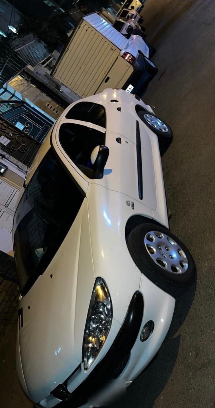 پژو ۲۰۶ صندوق دار v8 - 1390