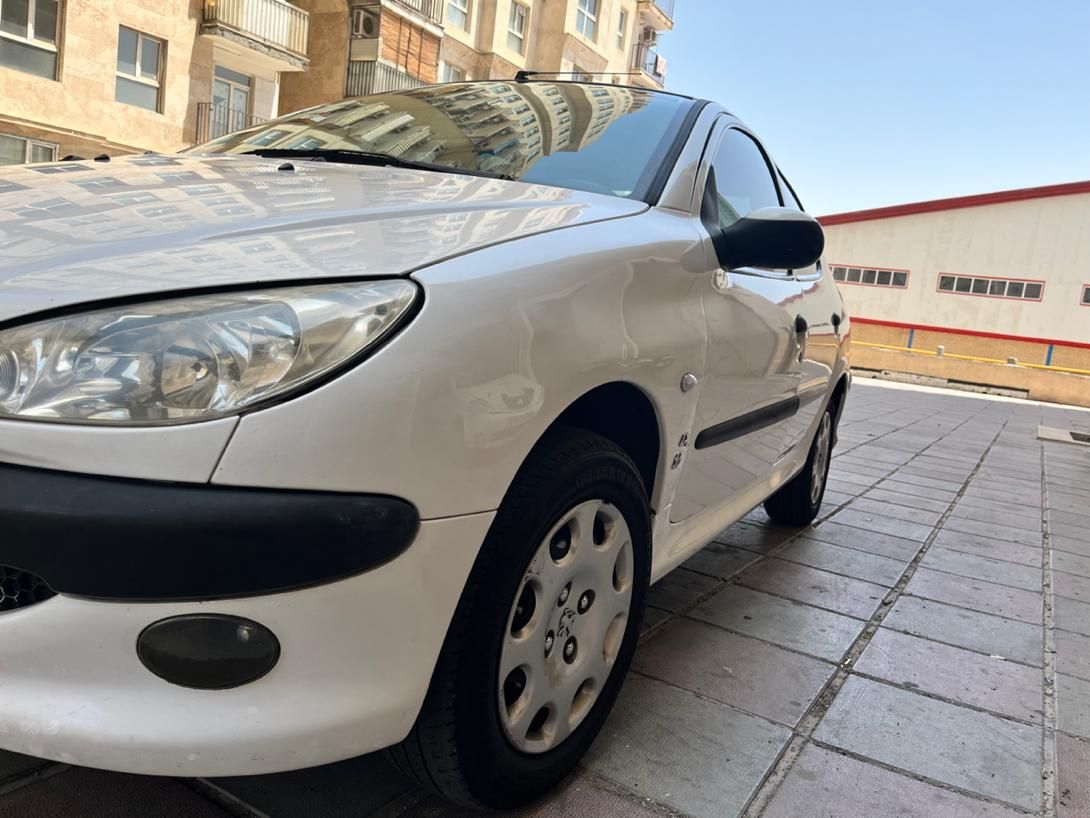 پژو ۲۰۶ صندوق دار v8 - 1395