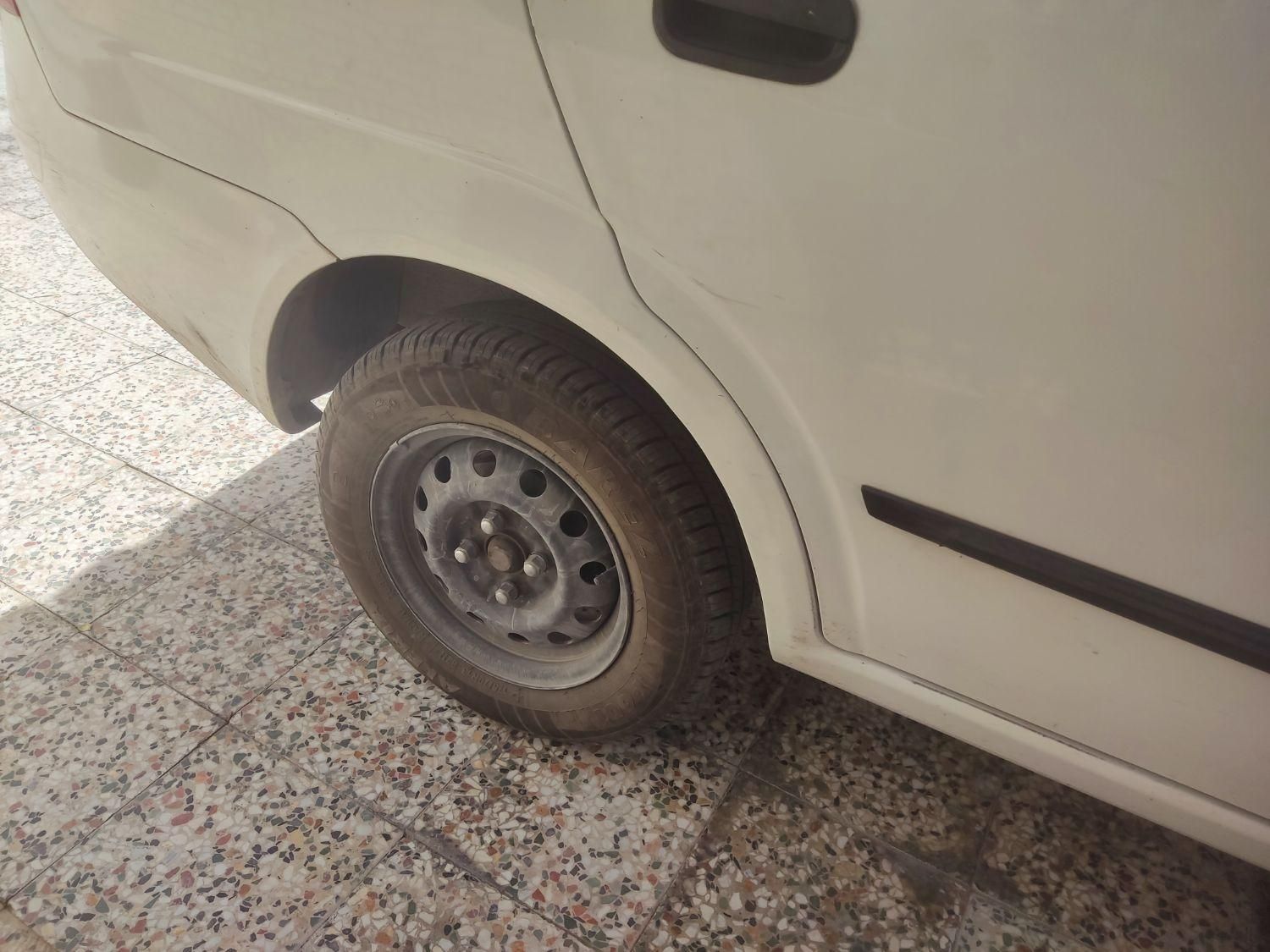 تیبا صندوق دار SX - 1397