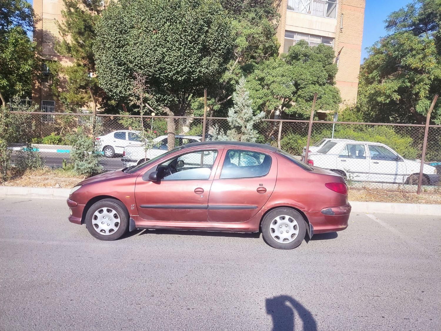 پژو ۲۰۶ صندوق دار v20 - 1389