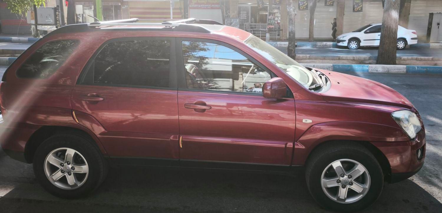 کیا اسپورتیج 6 سیلندر 2700cc - 2010