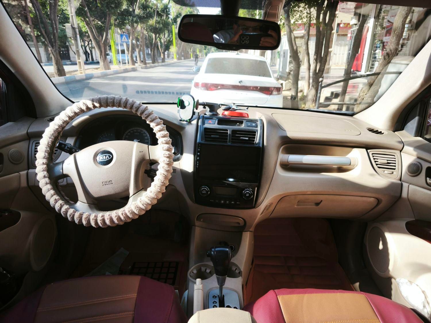 کیا اسپورتیج 6 سیلندر 2700cc - 2010