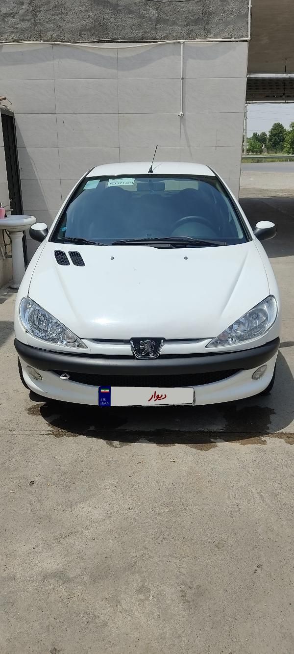 پژو ۲۰۶ صندوق دار v8 - 1398