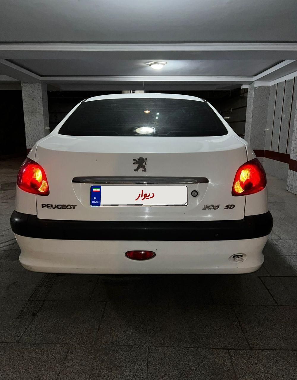 پژو ۲۰۶ صندوق دار v8 - 1395