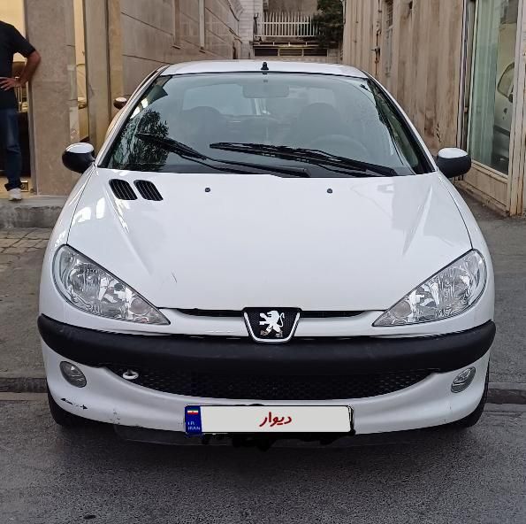 پژو ۲۰۶ صندوق دار v8 - 1396