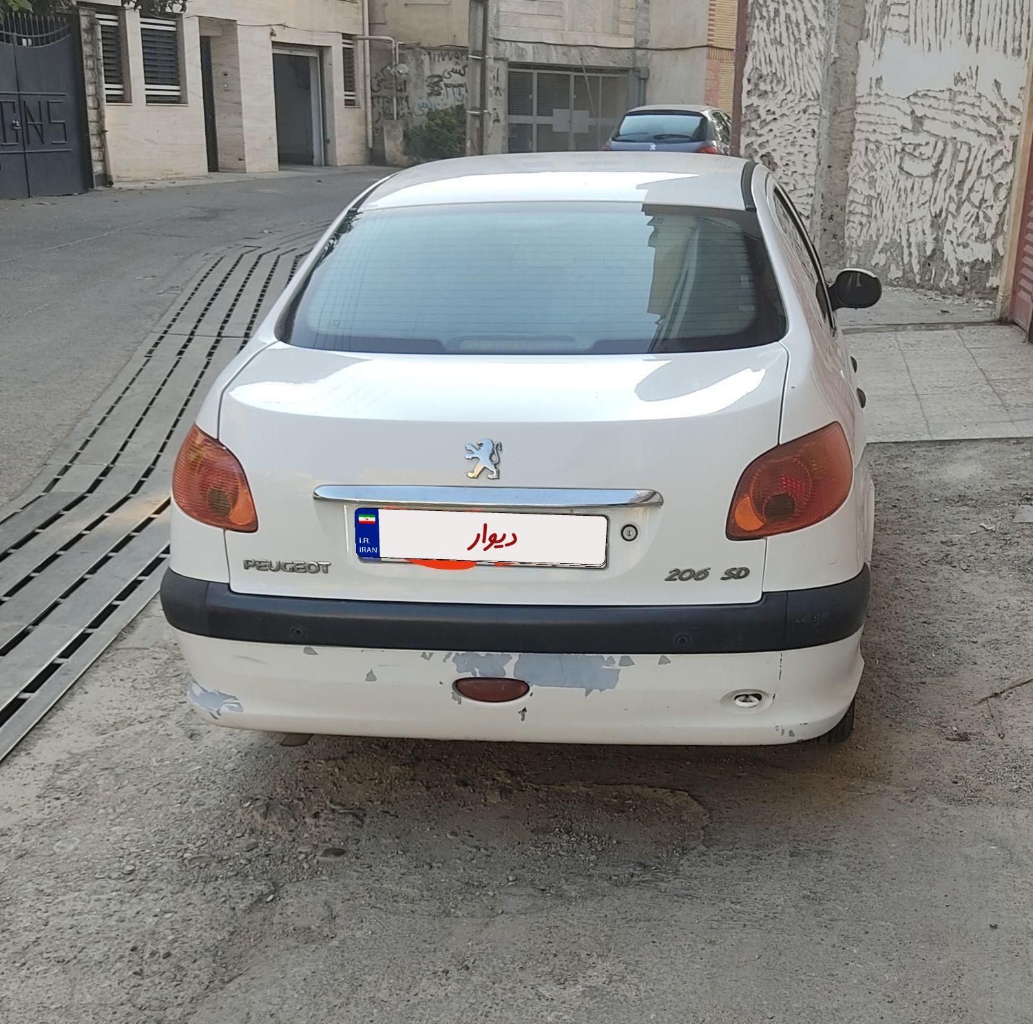 پژو ۲۰۶ صندوق دار v8 - 1393