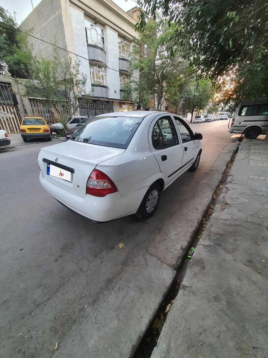 تیبا صندوق دار SX - 1396