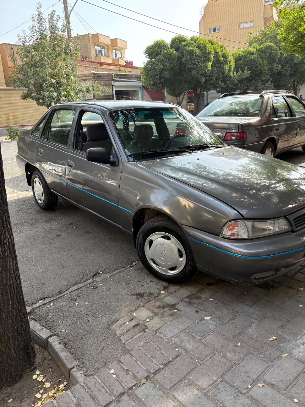 دوو سیلو سدان - 1381