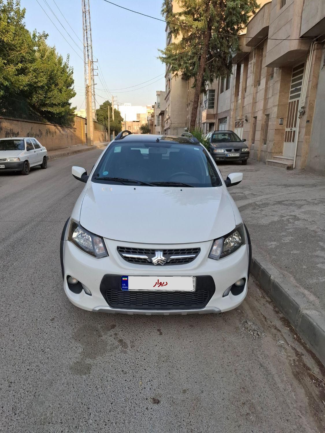 خودرو کوییک، R آگهی ann_19443551