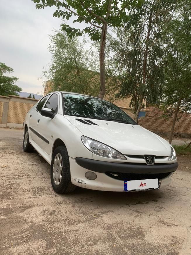 پژو ۲۰۶ صندوق دار v8 - 1393