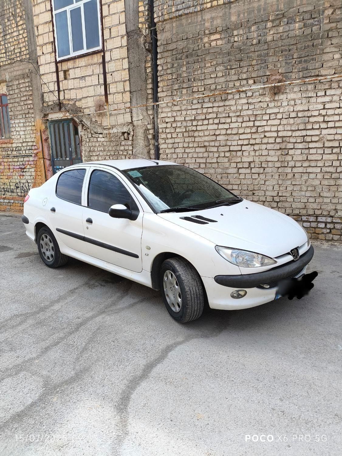 پژو ۲۰۶ صندوق دار v8 - 1397