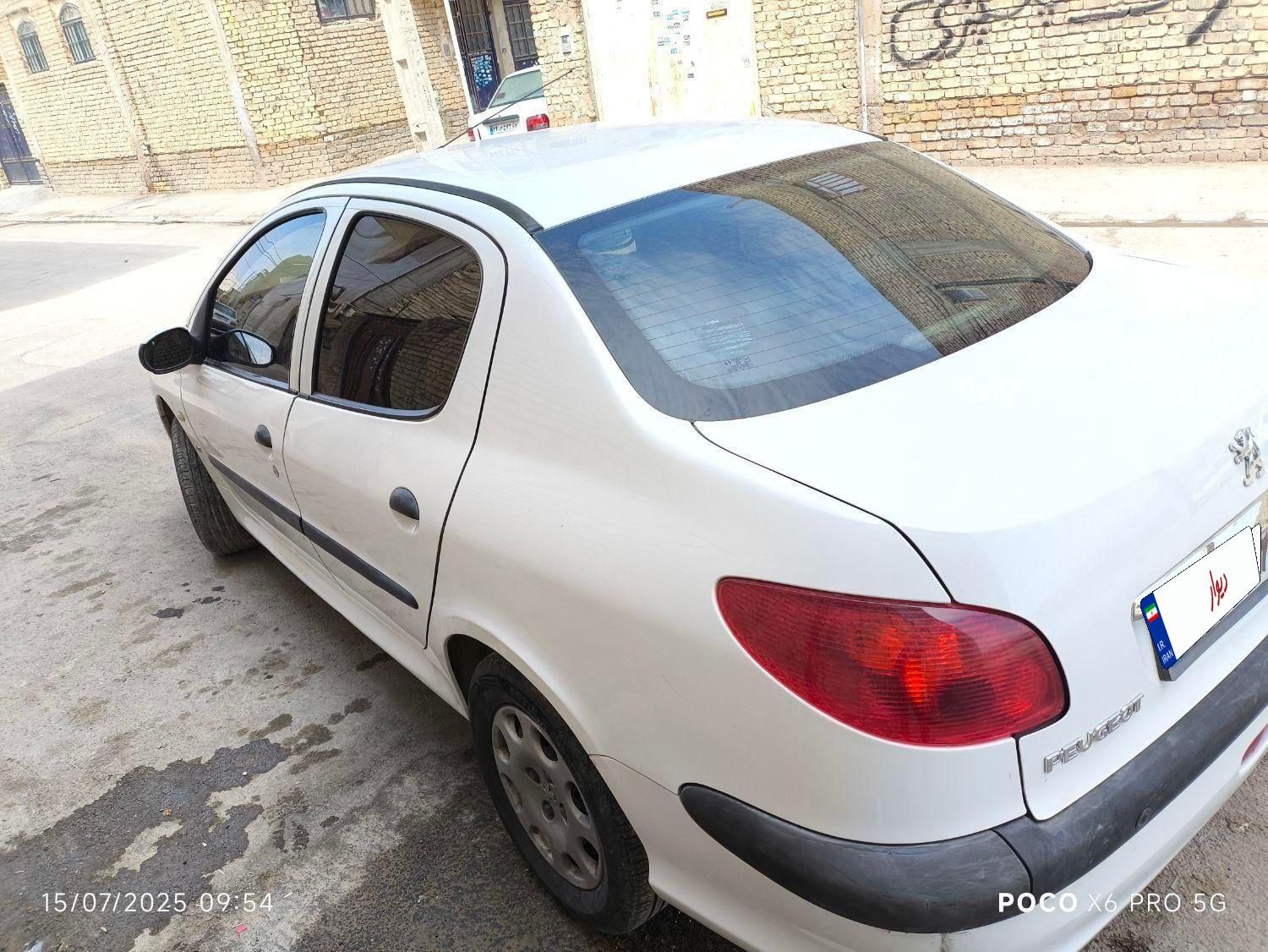 پژو ۲۰۶ صندوق دار v8 - 1397