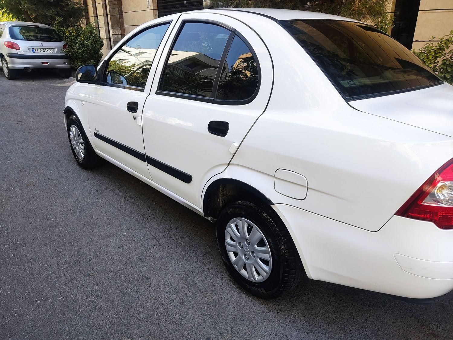 تیبا صندوق دار SX - 1393