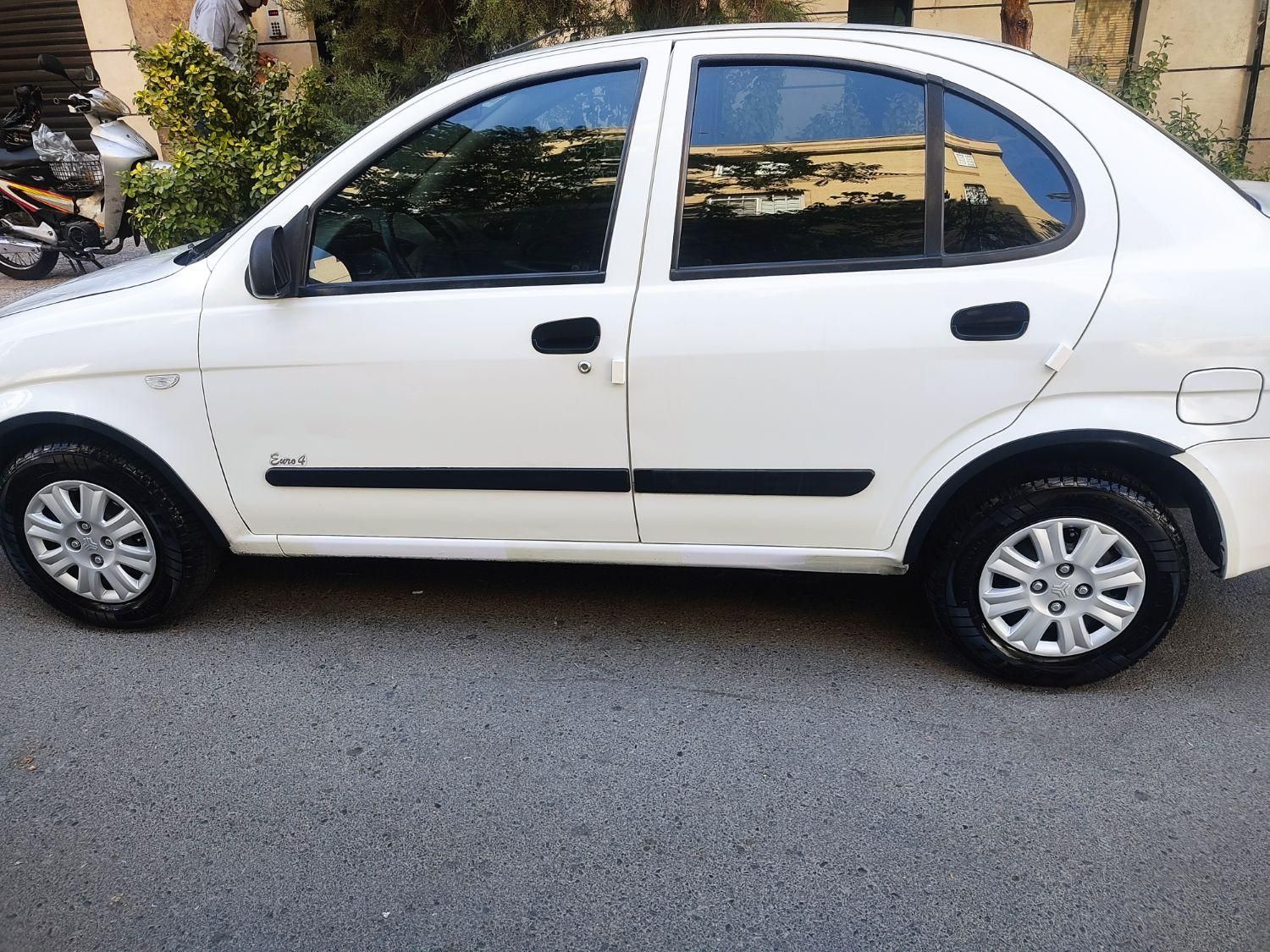 تیبا صندوق دار SX - 1393
